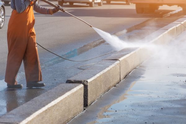 Commercial Concrete Cleaning in Easton
