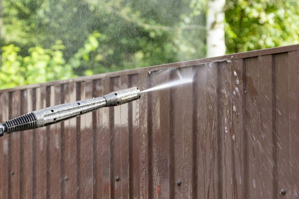 Vinyl Fence Cleaning in Easton