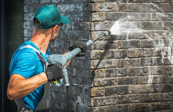 Cost of Brick Wall Cleaning in Easton
