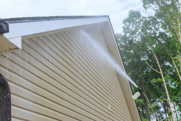 Siding Cleaning Service in Easton