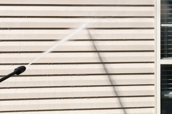 Apartment Power Washing in Easton
